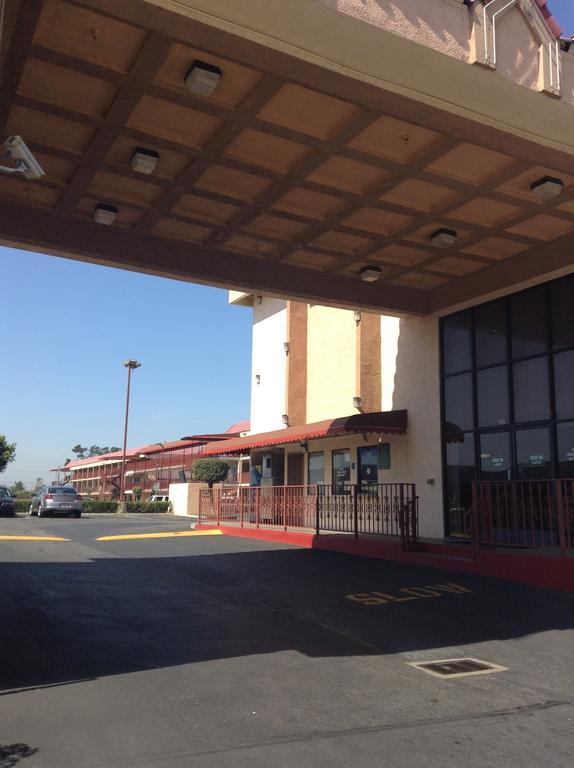 Budget Inn Anaheim/Santa Ana Ngoại thất bức ảnh