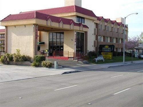 Budget Inn Anaheim/Santa Ana Ngoại thất bức ảnh