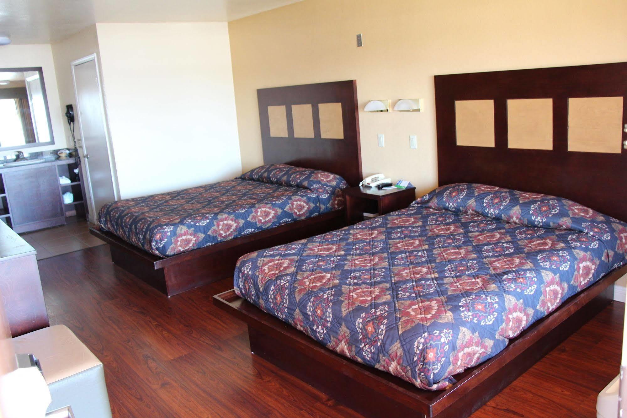 Budget Inn Anaheim/Santa Ana Ngoại thất bức ảnh