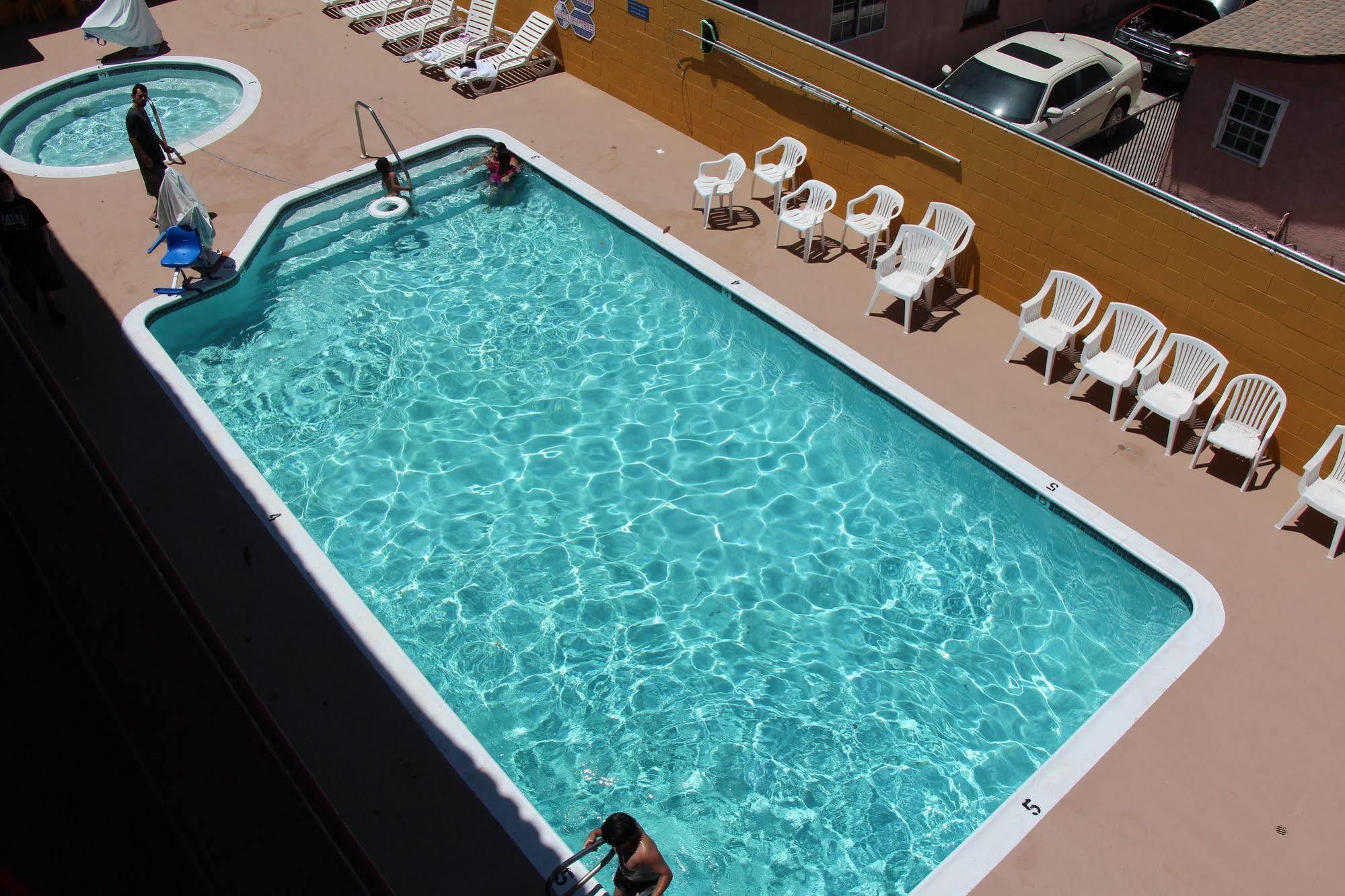 Budget Inn Anaheim/Santa Ana Ngoại thất bức ảnh
